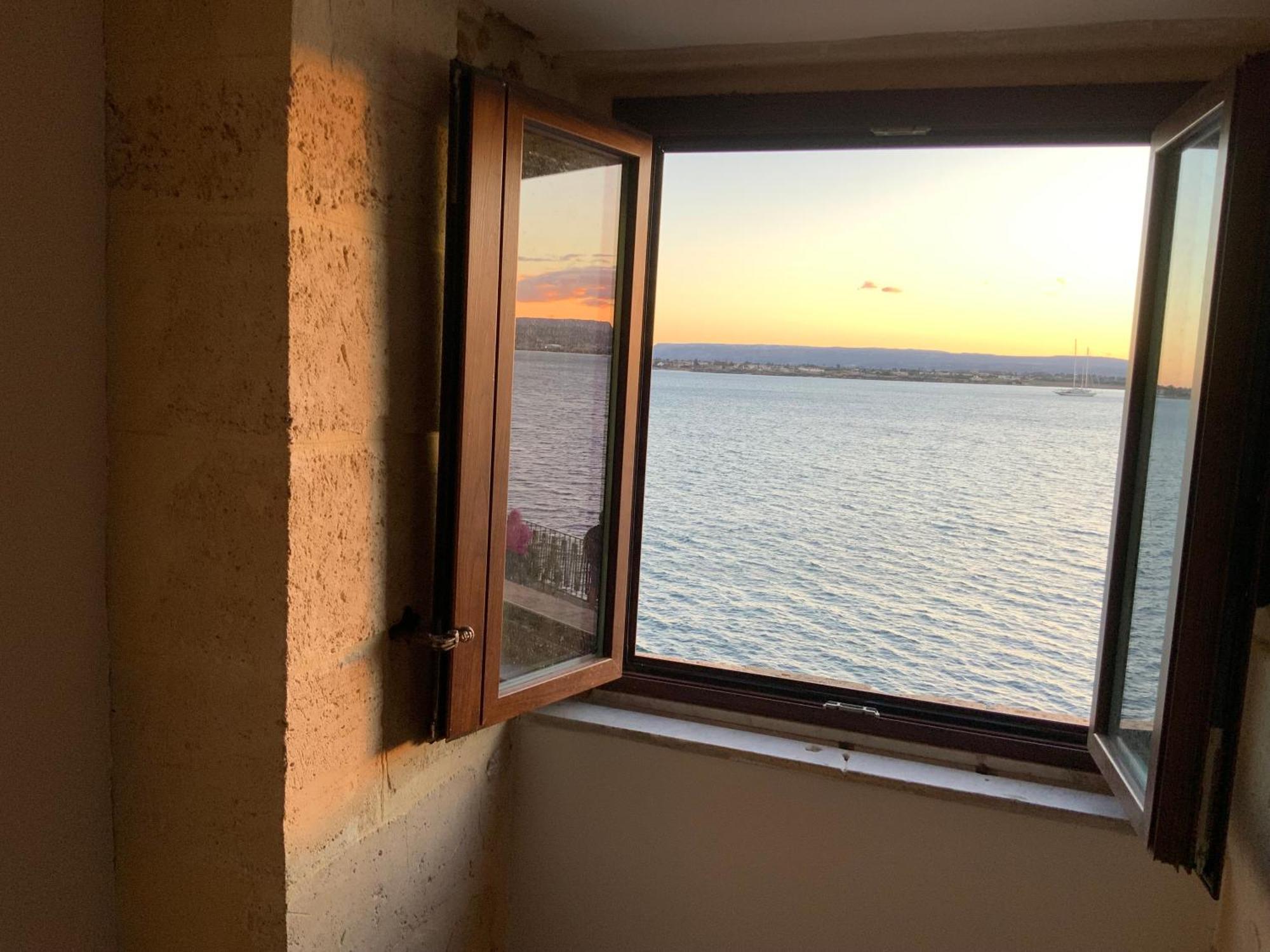 L'Alba E Il Tramonto Vista Mare Leilighet Syracuse Eksteriør bilde